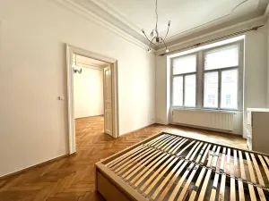 Pronájem bytu 2+1, Praha - Nové Město, Dittrichova, 65 m2