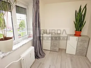 Pronájem bytu 2+kk, Neratovice, 30 m2