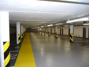 Pronájem garážového stání, Praha - Vinohrady, Korunní, 15 m2