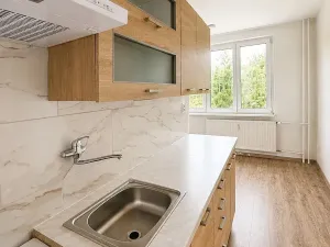 Pronájem bytu 2+1, Chomutov, Školní pěšina, 60 m2