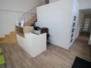 Pronájem obchodního prostoru, Praha - Vinohrady, Budečská, 117 m2