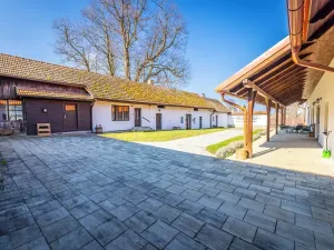 Prodej zemědělské usedlosti, Křelovice, 395 m2