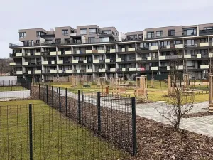 Pronájem bytu 2+kk, Praha - Hloubětín, Saarinenova, 61 m2
