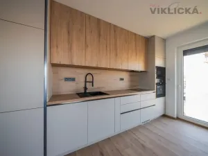 Prodej bytu 2+kk, Zaječí, Hlavní, 60 m2