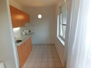 Pronájem bytu 1+1, Praha - Záběhlice, Hlavní, 36 m2
