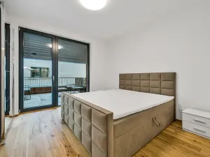 Pronájem bytu 2+kk, Praha, Sokolovská, 56 m2