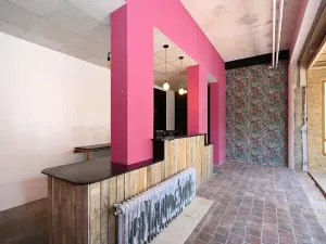 Pronájem restaurace, Hradec Králové, Pospíšilova, 159 m2