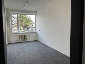 Pronájem kanceláře, Brno, Hněvkovského, 16 m2
