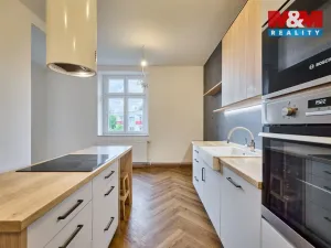 Prodej bytu 2+1, Trutnov - Horní Předměstí, Komenského, 69 m2