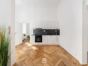 Prodej bytu 2+kk, Znojmo, Havlíčkova, 61 m2