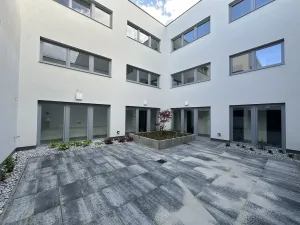 Pronájem bytu 1+kk, Mladá Boleslav - Čejetice, Vodárenská, 29 m2