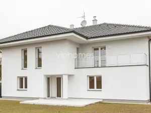 Pronájem vily, Praha, Ke smrčině, 260 m2