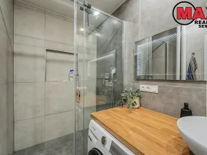 Prodej bytu 2+kk, Praha - Žižkov, Pod lipami, 53 m2
