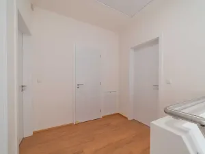 Prodej bytu 4+kk, Mořina, 106 m2