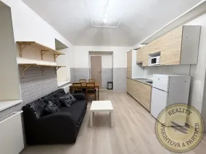Prodej bytu 2+kk, Praha - Libeň, Zenklova, 37 m2