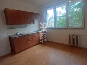 Prodej bytu 1+1, Ostrava, Výškovická, 38 m2