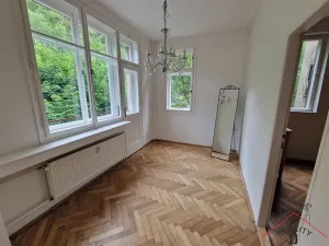Pronájem bytu 3+1, Praha - Malá Strana, Rošických, 83 m2