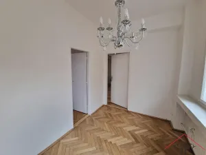 Pronájem bytu 3+1, Praha - Malá Strana, Rošických, 83 m2