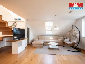 Pronájem bytu 5+kk, Hradec Králové, Velké náměstí, 112 m2