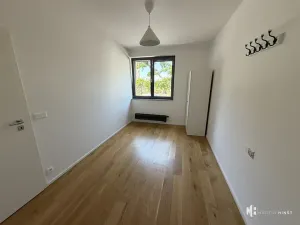 Pronájem bytu 2+kk, Praha - Vršovice, Altajská, 54 m2
