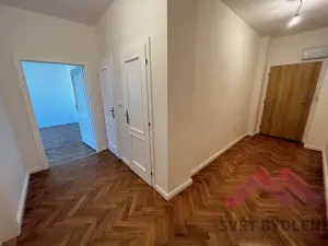 Pronájem bytu 3+kk, Praha - Vršovice, Dukelská, 86 m2