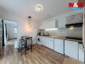 Prodej rodinného domu, Jáchymov, třída Dukelských hrdinů, 94 m2