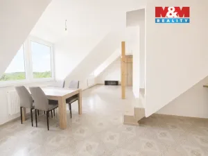 Prodej atypického bytu, Břežany II, 85 m2