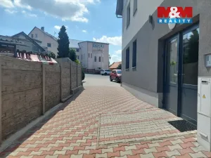 Prodej atypického bytu, Břežany II, 85 m2