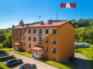 Prodej bytu 3+1, Rovensko pod Troskami, Tyršova, 66 m2