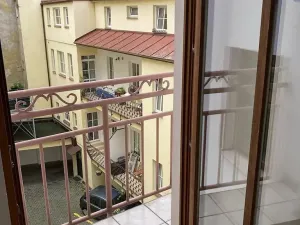 Pronájem bytu 2+1, Praha - Žižkov, Vlkova, 52 m2