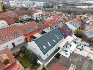 Prodej bytu 2+1, Brno, Kosatcová, 80 m2