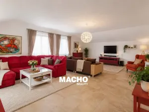 Prodej rodinného domu, Kostelec u Křížků, 353 m2