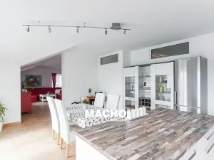 Prodej rodinného domu, Kostelec u Křížků, 353 m2