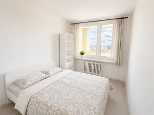 Pronájem bytu 2+kk, Praha - Střížkov, Šluknovská, 39 m2