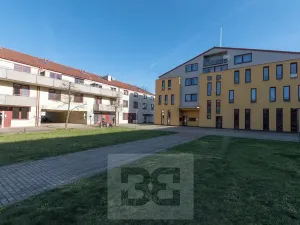 Pronájem bytu 2+kk, Praha - Běchovice, Mladých Běchovic, 51 m2