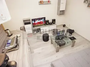 Prodej bytu 2+kk, Neratovice, 30 m2