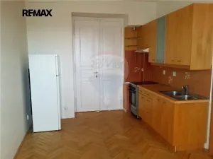 Pronájem bytu 1+1, Praha - Holešovice, U papírny, 50 m2