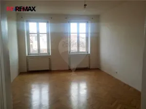 Pronájem bytu 1+1, Praha - Holešovice, U papírny, 50 m2