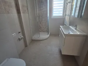 Pronájem bytu 1+kk, Stochov, Osvobození, 39 m2