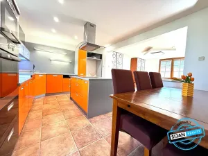 Prodej bytu 3+kk, Krnov, Pivovarská, 120 m2