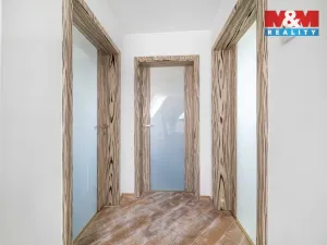 Prodej rodinného domu, Cheznovice, 227 m2