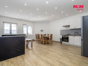 Prodej činžovního domu, Mařenice, 1190 m2
