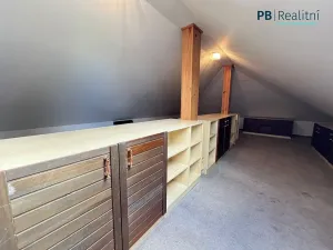 Prodej rodinného domu, Roztoky, 522 m2