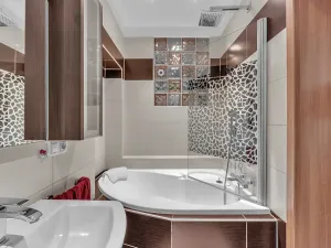 Prodej bytu 4+kk, Hradec Králové, Habrmanova, 104 m2