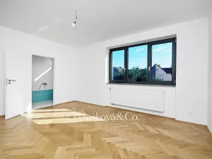 Pronájem rodinného domu, Praha - Braník, V malých domech I, 300 m2