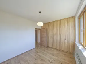 Prodej bytu 3+kk, Praha - Vysočany, Modrého, 77 m2
