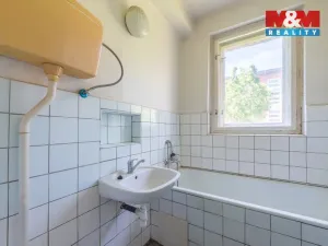 Prodej bytu 3+1, Zlín, Zálešná II, 70 m2