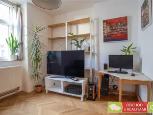 Prodej bytu 2+kk, Praha, U Uranie, 40 m2