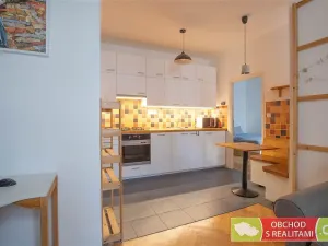 Prodej bytu 2+kk, Praha, U Uranie, 40 m2