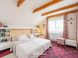 Prodej rodinného domu, Rouské, 216 m2